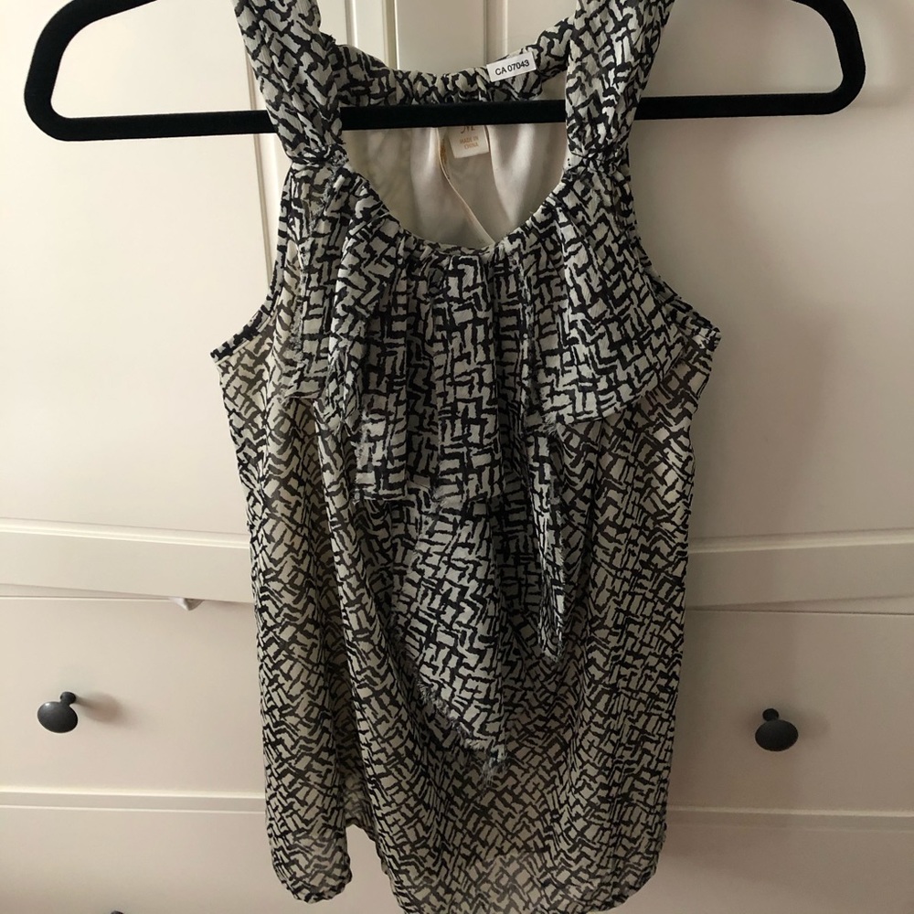 Sleeveless Blouse